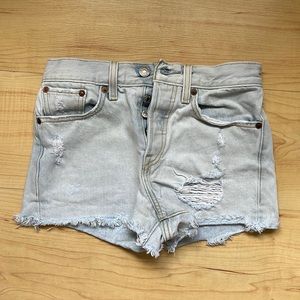 Levi’s light wash shorts